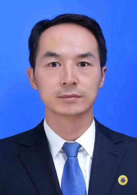 崔建【主检法医师】